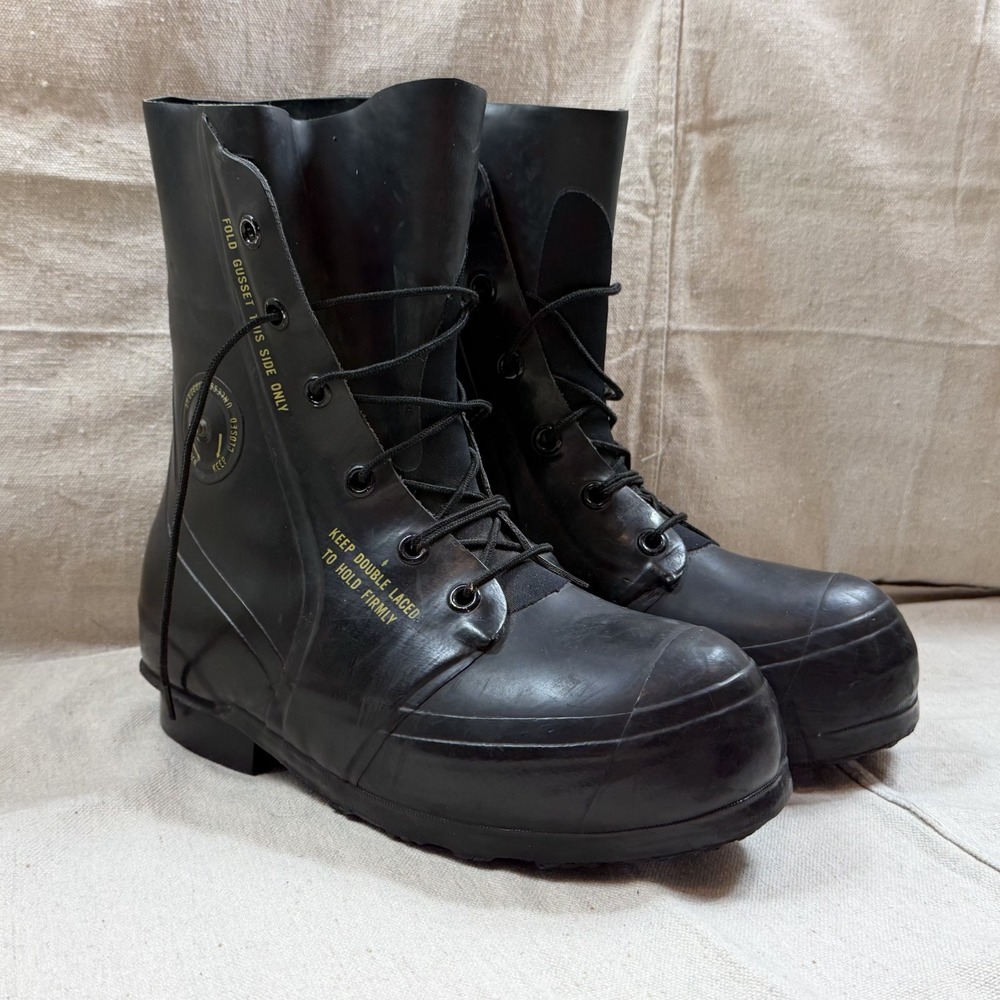 Bata Mickey Mouse Boots 9R Military Issue Extreme Cold Weather (-20F) Unissued